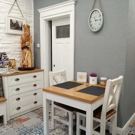 Apartman Sv. Urban ブラチスラヴァ エクステリア 写真